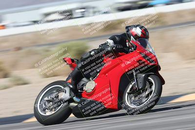 media/Oct-02-2025-Racers Edge (Thu) [[2c91cb6ab3]]/2-A Group/Session 3-Turn 4 Part 2 (1145am)/